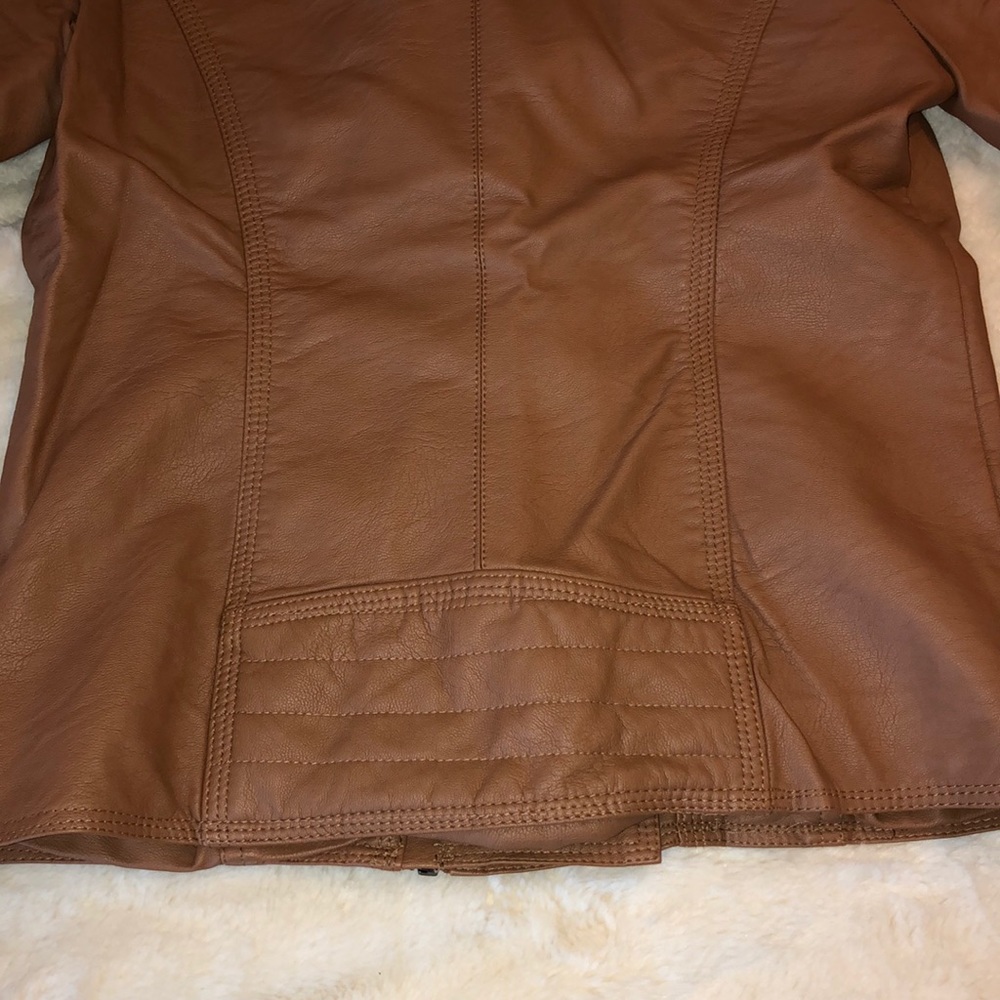 Leather jacket - Picture 7 of 7